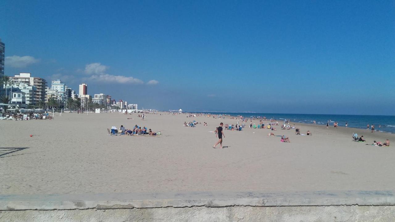 105 I Posada Del Mar I Encantador Hostel En La Playa De Gandia Bagian luar foto